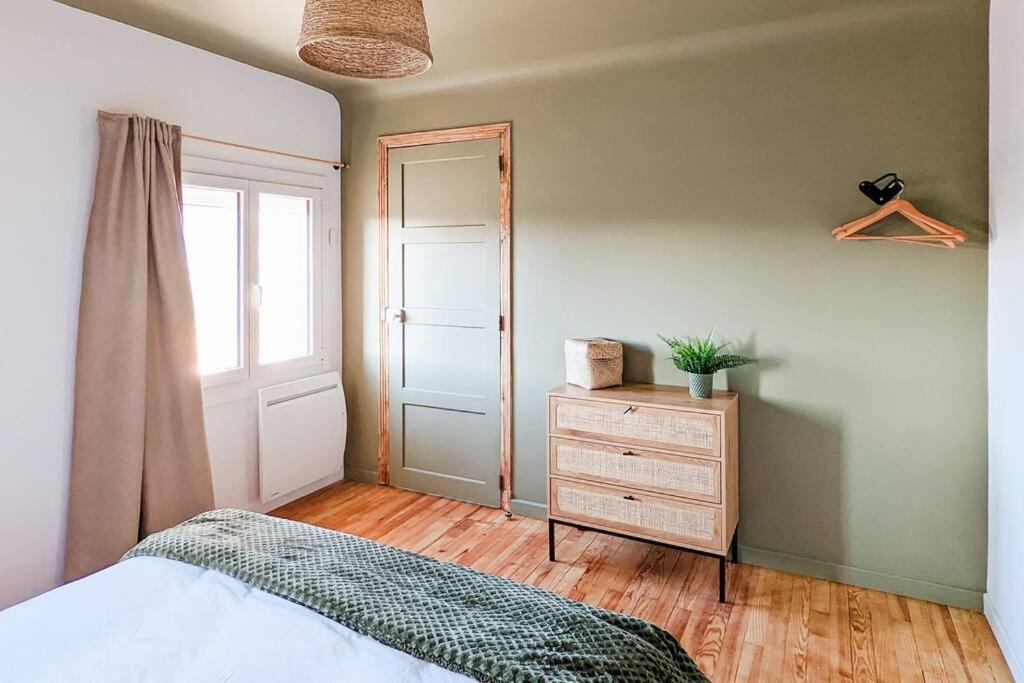 Maison Lombardi - Gite 6 Personnes 4 Etoiles Dun-sur-Meuse المظهر الخارجي الصورة