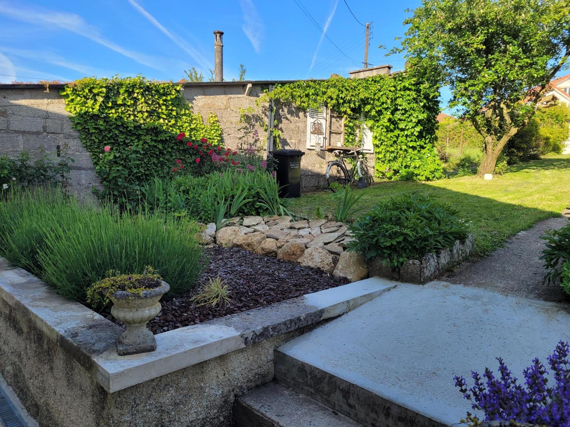 Maison Lombardi - Gite 6 Personnes 4 Etoiles Dun-sur-Meuse المظهر الخارجي الصورة